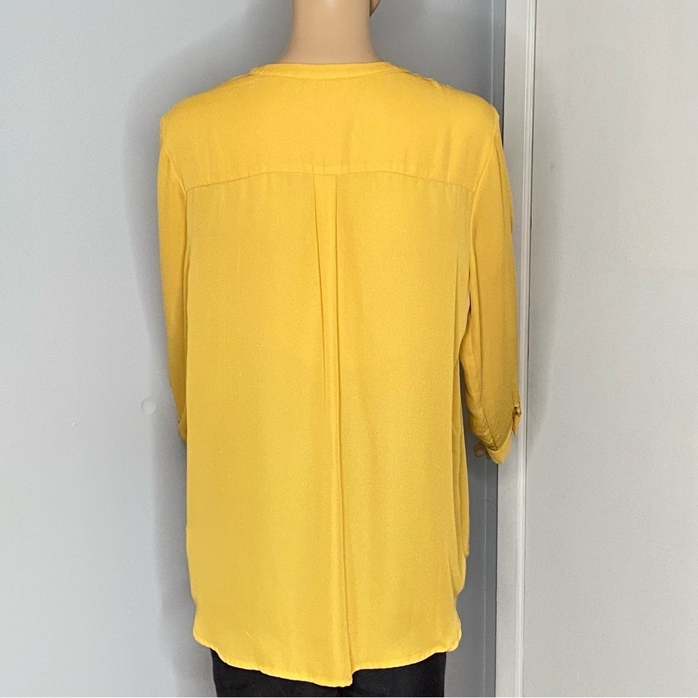 Suzy Shier Long Sleeve Yellow Mustard Size L Polyester Light & Classy Pre-Loved - Picture 8 of 15
